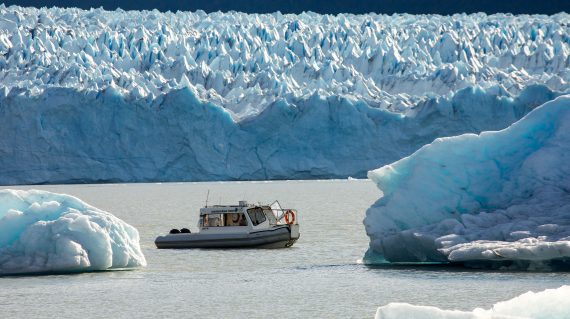 Navegación  Cara sur del Glaciar Perito Moreno